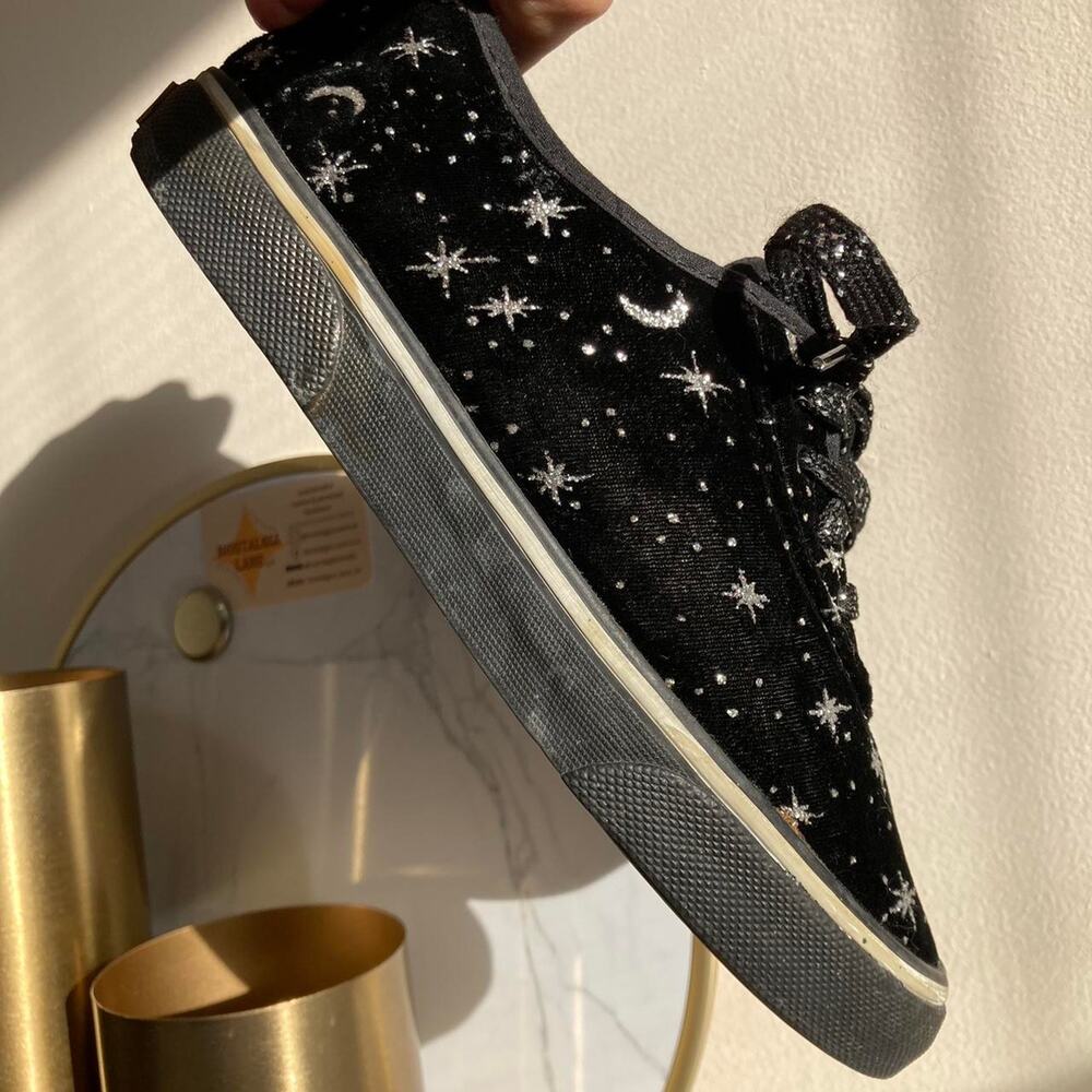 Vintage 90s sebastino celestial